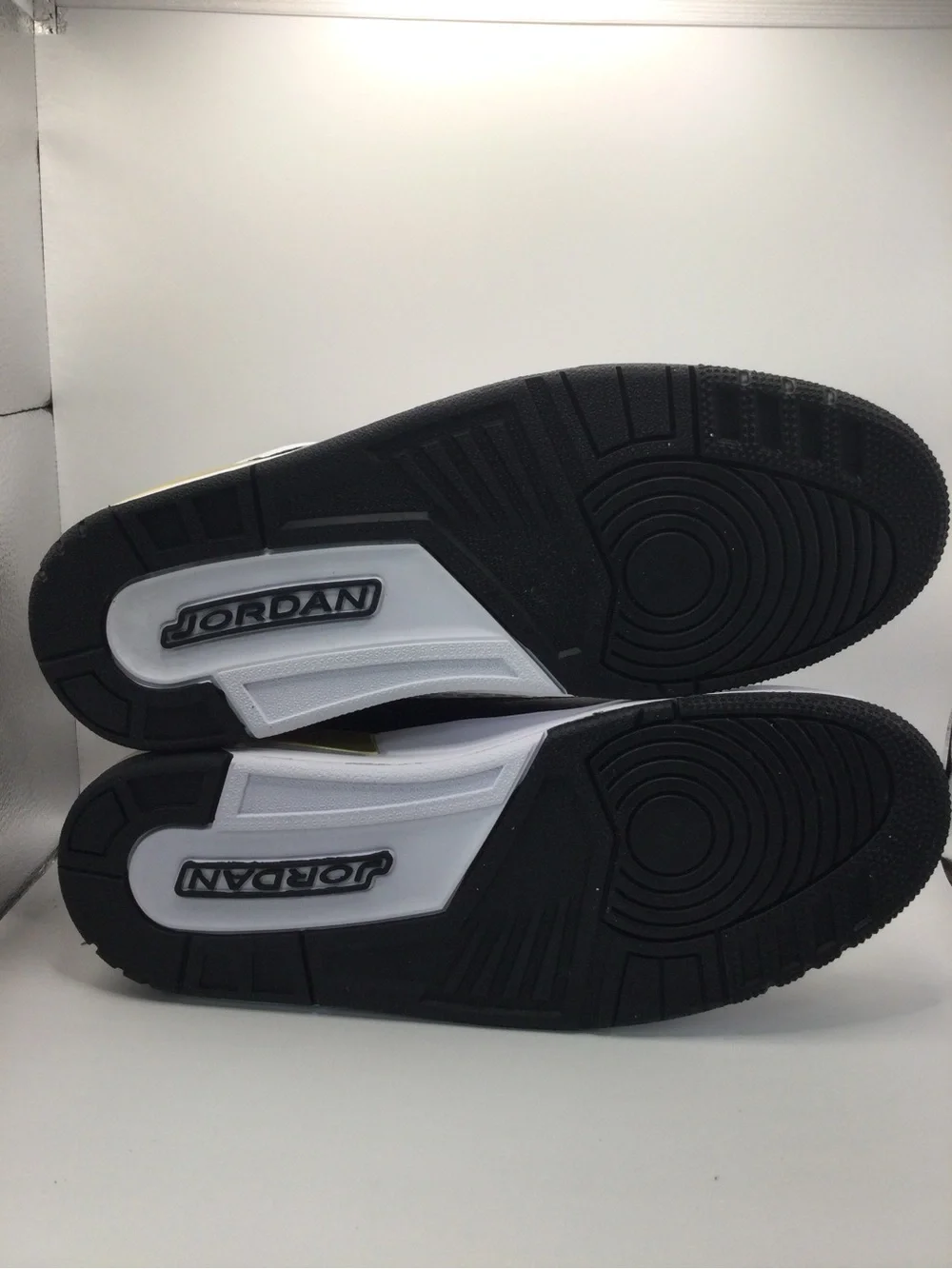 Jordan Low-Top Sneakers - White, Black & Gold